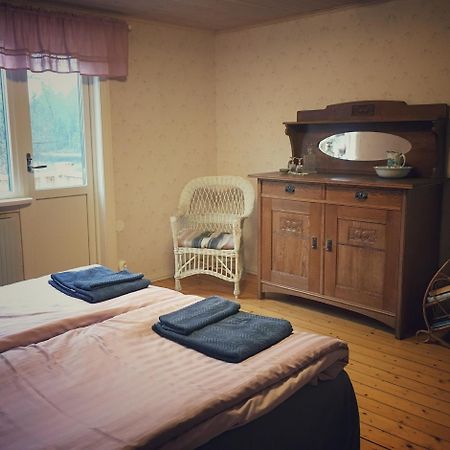 Viktors Affaershus Bed & Breakfast Atran Bagian luar foto